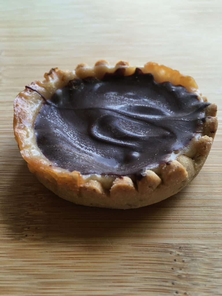 Cara_glutenfreier Karamellkuchen Leckerer glutenfreier Karamelkuchen